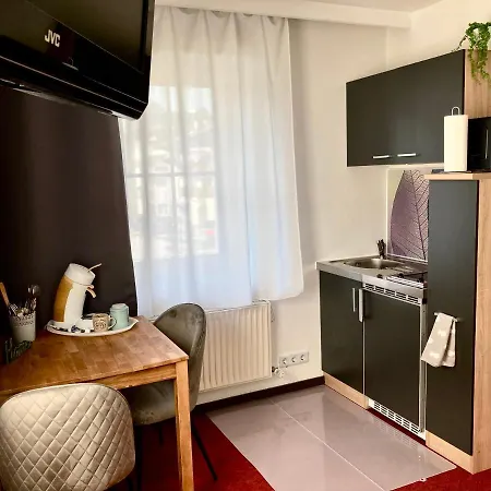 Bed & Rooms, *