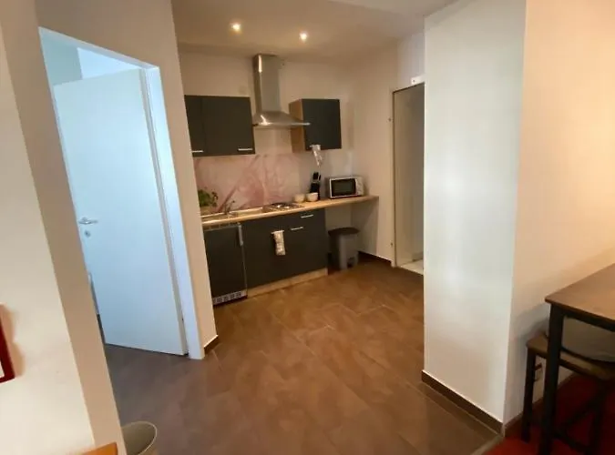 Bed & Rooms, Gasthof 3*